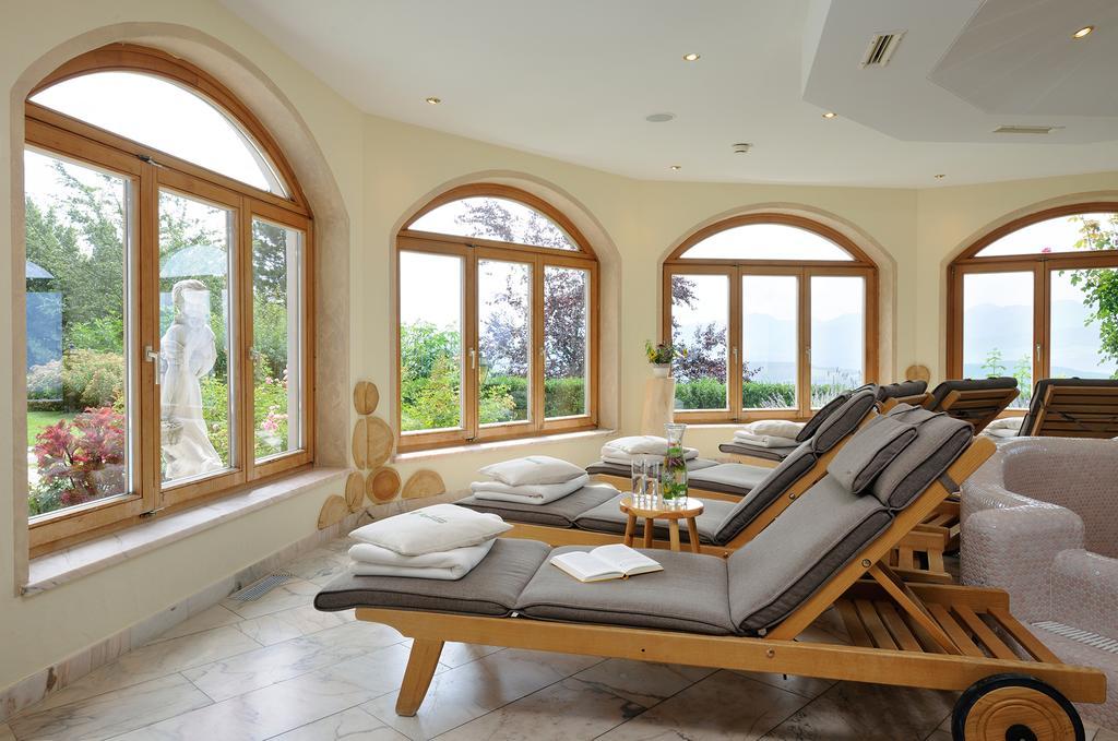 Naturhotel Alpenrose Millstatt Exterior photo